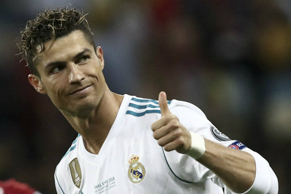 Ronaldo gửi lời chia tay xúc động trong ngày rời Real Madrid