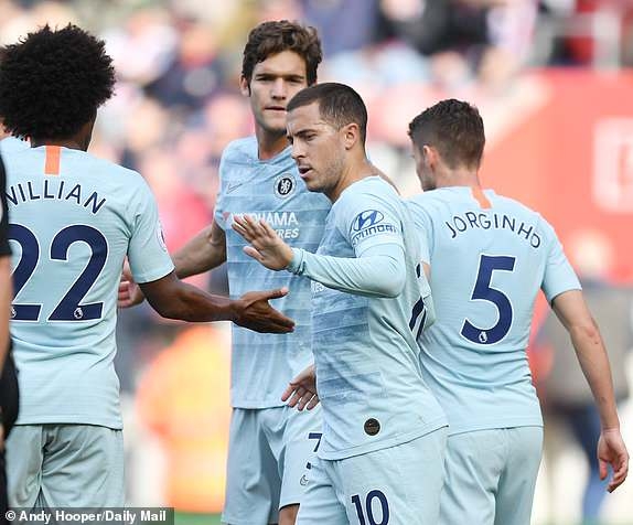 Gánh Chelsea trên vai, Hazard giúp đội nhà đả bại Southampton