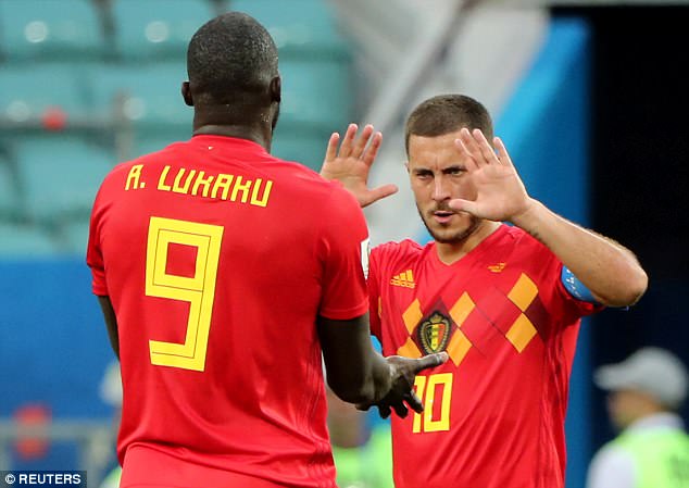 Lukaku tỏa sáng, Bỉ giành ngôi đầu từ tay Thụy Sĩ