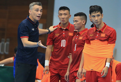 HLV ĐT Futsal Việt Nam lọt danh sách 10 HLV hay nhất thế giới