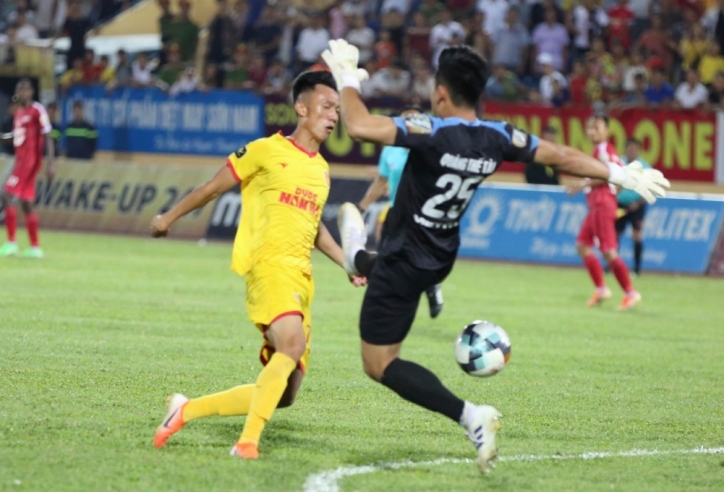 VIDEO: Mai Xuân Quyết - tài năng bóng đá của đất Nam Định