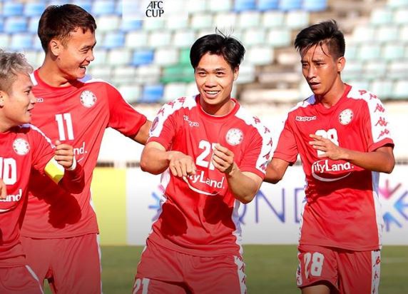 Công Phượng tỏa sáng, TP HCM giành điểm đầu tiên ở AFC Cup