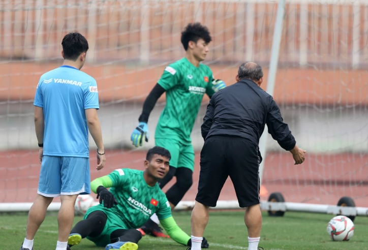 Cầu thủ U23 Việt Nam bị VFF phạt nặng vì dính tiêu cực