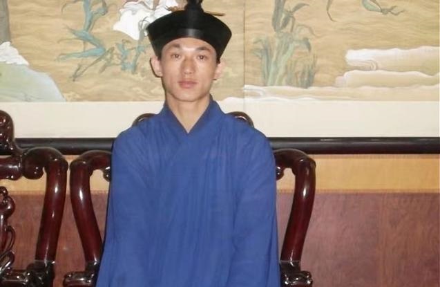 Đạo sĩ phái Võ Đang gây chấn động võ lâm vì thắng võ sĩ Wushu