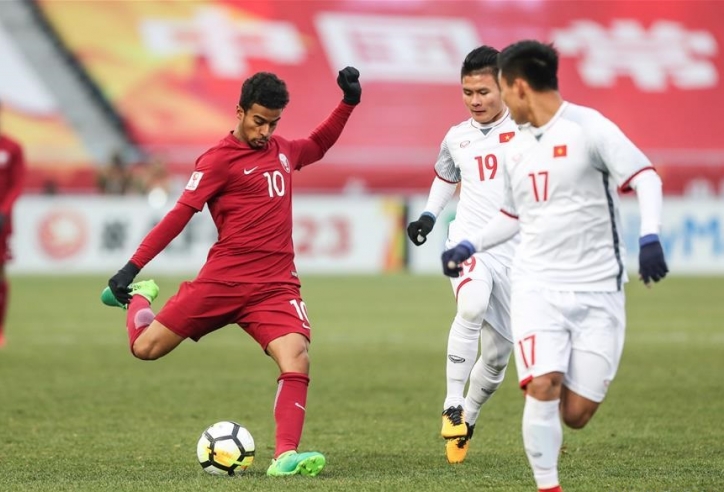 VIDEO: Phong độ chói sáng của Cầu thủ hay nhất châu Á từng thua U23 Việt Nam