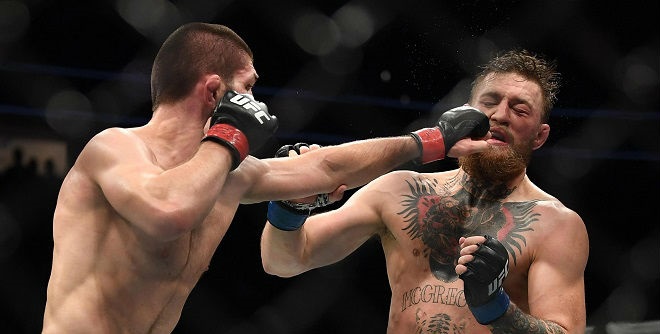 VIDEO: Khabib hạ gục McGregor trong trận đấu lớn nhất lịch sử MMA
