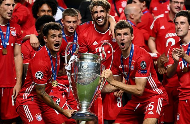 VIDEO: Khoảnh khắc Bayern đăng quang Champions League 2019/20