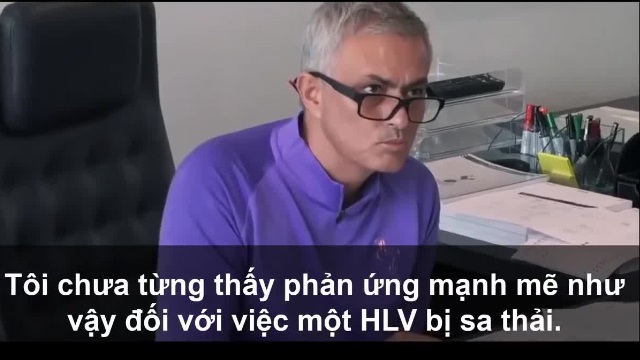 HÀI HƯỚC: Mourinho 'nổi đóa' khi tivi nhắc đến MU