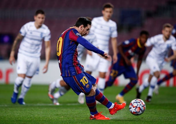 Messi nổ súng giúp Barca tiếp tục toàn thắng ở Cúp C1