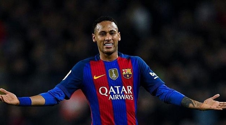 Neymar cáo buộc Barca nợ tiền