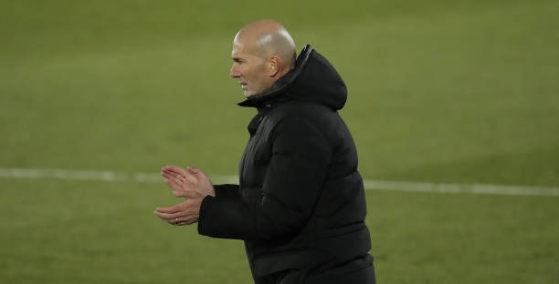 Zidane: 'Tôi sẽ không bao giờ trở thành Sir Alex'