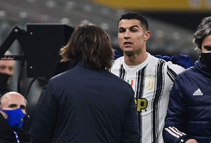 Pirlo: 'Chẳng có điều khoản nào để Ronaldo tiếp tục ở lại'