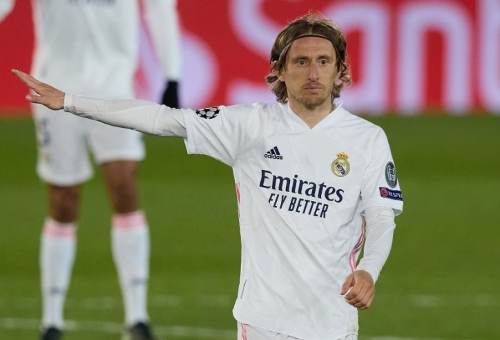 Modric 'trẻ lại 8 tuổi' khi cùng Real Madrid vào tứ kết Champions League