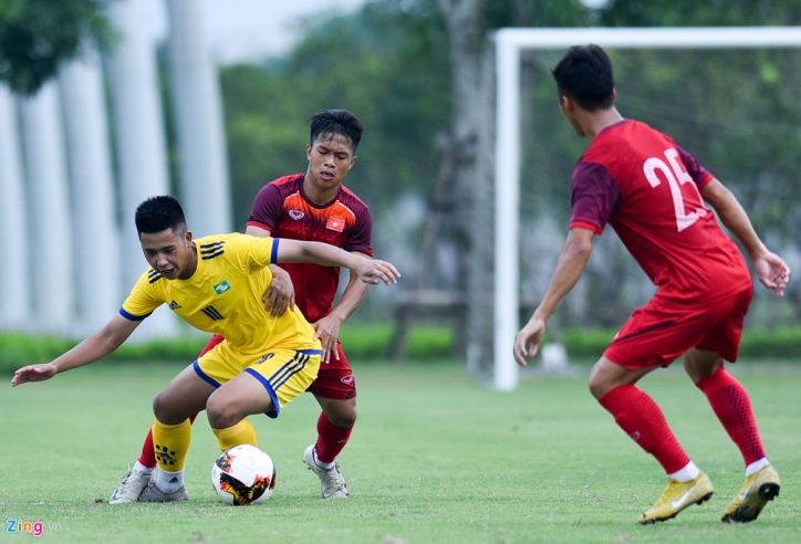 HLV Troussier lại gây bất ngờ tại U19 Việt Nam