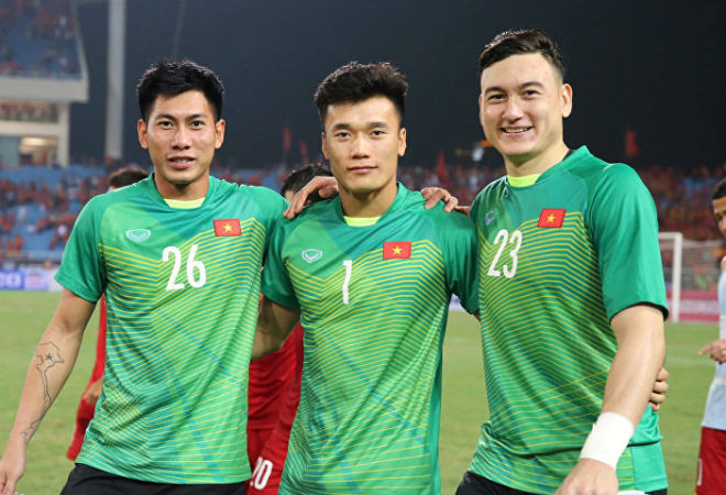 HLV Park chọn ai thay thế Đặng Văn Lâm tại AFF Cup 2020?