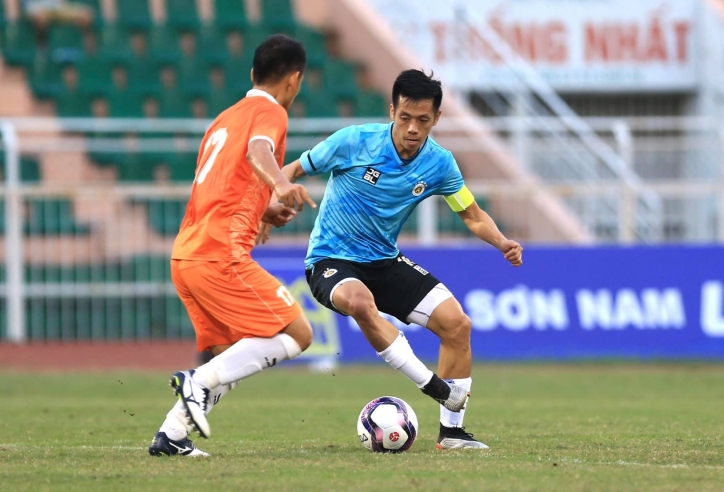 Hưởng 2 quả penalty, CLB Hà Nội vẫn gây thất vọng trước Bình Định