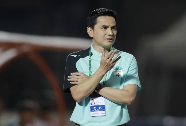Vòng 2 V.League 2021: Kiatisak và Lee Nguyễn 'nhận quà'