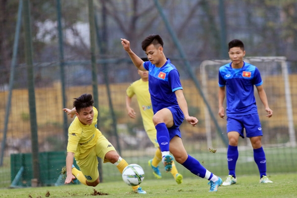 HLV Hoàng Anh Tuấn bổ sung 3 ‘trò cưng’ cho ĐTQG U19 Việt Nam