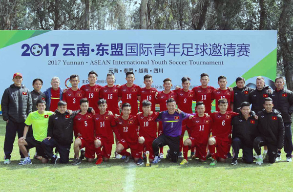 U19 Việt Nam ngược dòng thành công trước Thái Lan