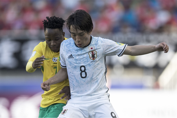 U20 Nhật Bản chật vật vượt qua U20 Nam Phi