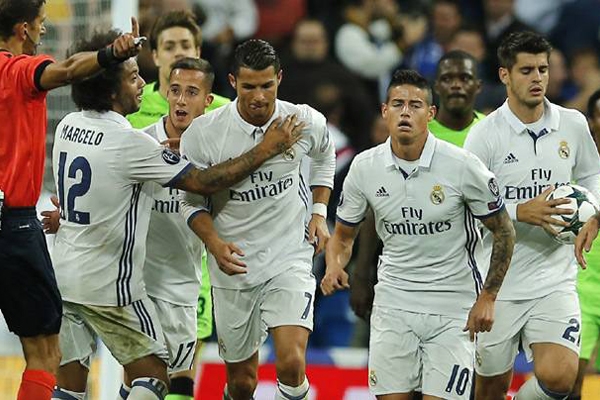 MU xoay Real ‘như chong chóng’ với Ronaldo, Morata và James