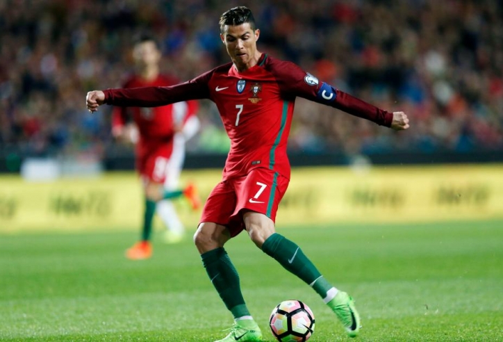 Tuyển Bồ Đào Nha không triệu tập Ronaldo