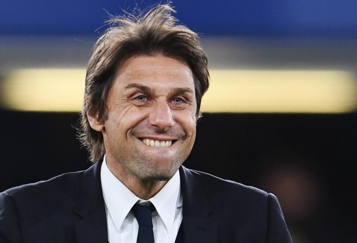 Conte giành chiến thắng trong cuộc chiến nội bộ ở Chelsea
