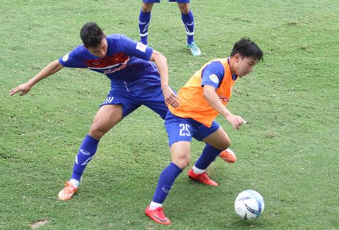 HLV Park Hang Seo tiếp tục loại 4 cầu thủ khỏi giải M150 Cup