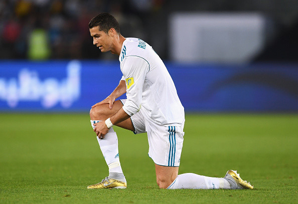Tin sốc cho Real: C. Ronaldo sẽ không đá trận El Clasico?
