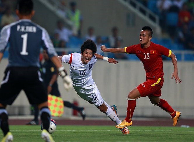 Trụ cột ĐT Việt Nam chính thức chia tay V-League và AFF Cup