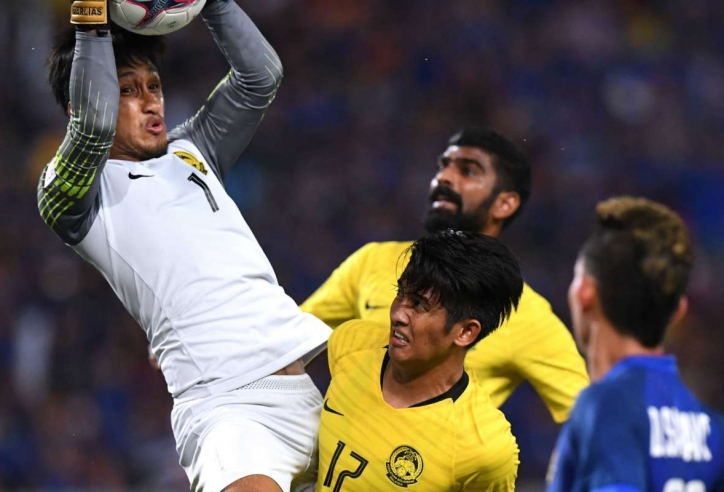 ĐT Malaysia tan nát hàng thủ trước trận gặp Việt Nam
