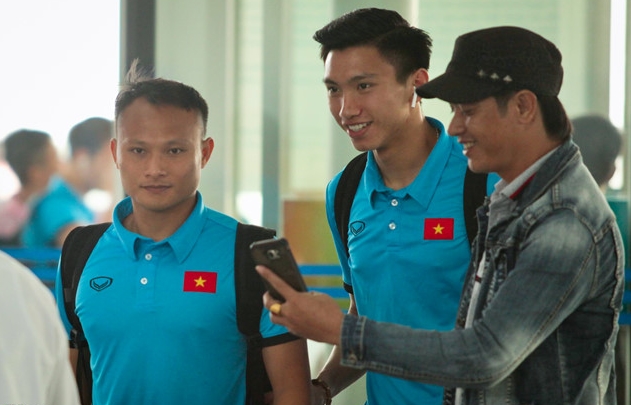 ĐT Việt Nam gấp rút bay sang Malaysia đá chung kết AFF Cup