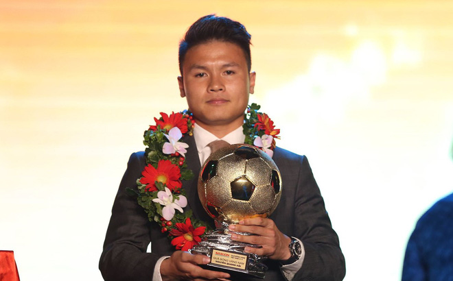 Quang Hải giành Quả bóng Vàng Việt Nam năm 2018