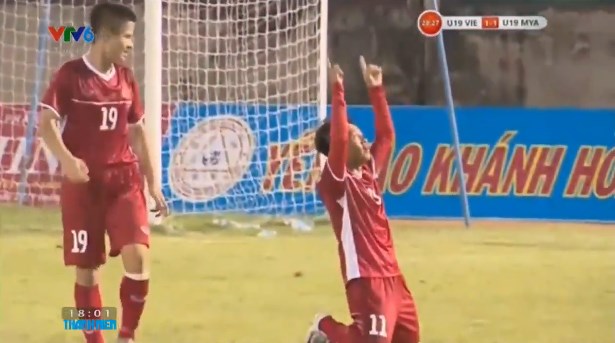 'Tiểu Công Phượng' tỏa sáng với 2 bàn thắng cho U19 Việt Nam