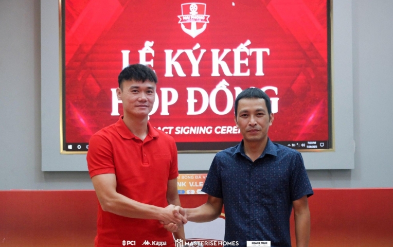 Tiền đạo từng 'gây sốt' ở Lào chính thức có bến đỗ mới tại V-league