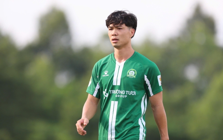 Quảng Nam bỏ V-League, đội của Công Phượng lên thay?