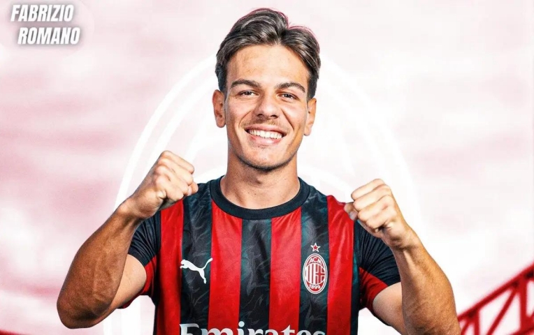 Fabrizio Romano đọc lệnh, Modric có đối tác ăn ý nơi tuyến giữa ở Milan