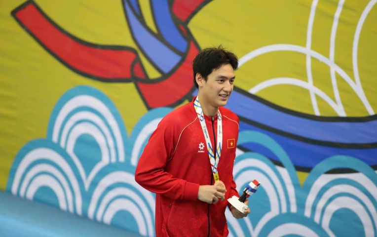 Kình ngư Việt Nam giành huy chương ngay lần đầu tham dự SEA Games
