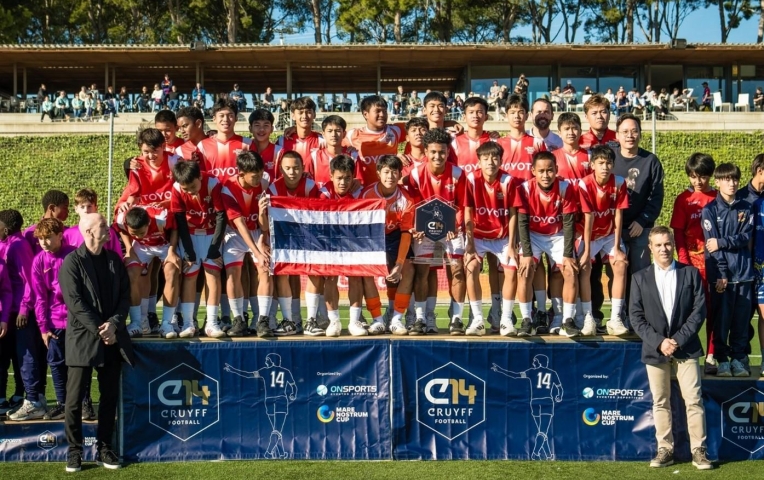 Vượt qua Barcelona, đội Thái Lan vô địch giải ở châu Âu