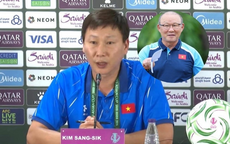 Trước ngày ra quân, HLV Kim Sang Sik nói lời thật lòng về Park Hang Seo