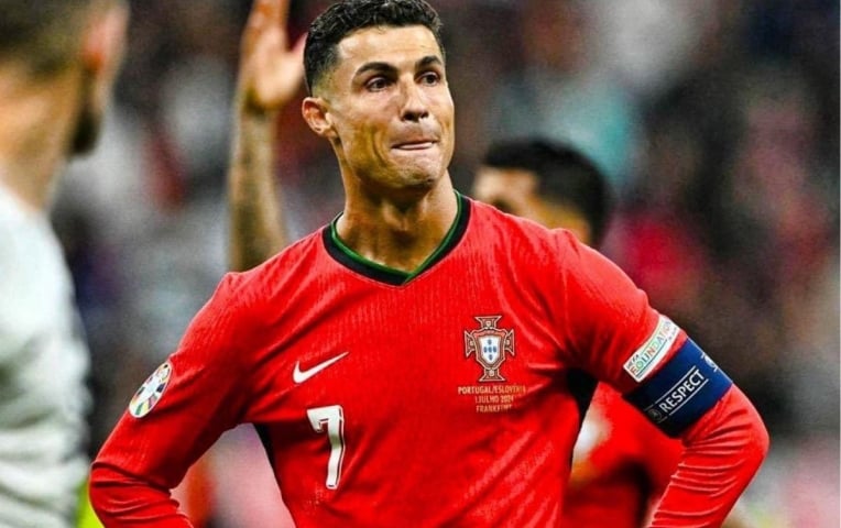 NHM nói Ronaldo phải được thay ra trước Pháp, chỉ thẳng cái tên thay thế