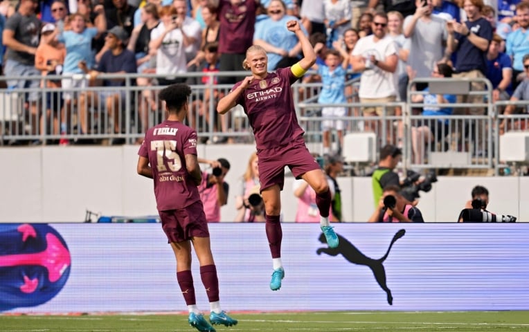 Haaland lập Hattrick, Man City đè bẹp Chelsea trong trận giao hữu cuối