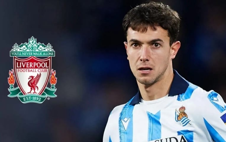 Ngăn cản Zubimendi đến Liverpool, đội bóng La Liga có động thái khó tin