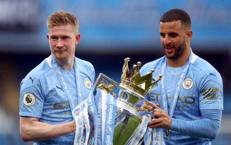 Phớt lờ Kevin De Bruyne, Kyle Walker gọi tên cầu thủ xuất sắc nhất Man City