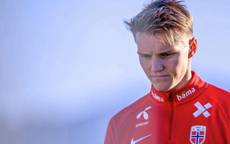 Martin Odegaard rút khỏi ĐTQG Na Uy