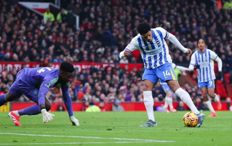 4 ngôi sao Man Utd 'quay lưng' với Onana