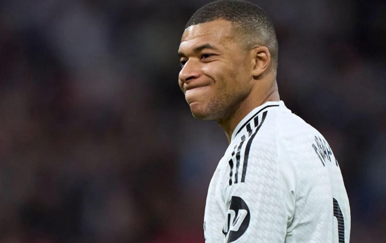 Real Madrid xác nhận tin buồn về Mbappe