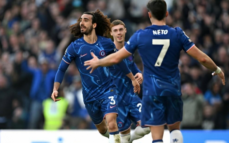 Cucurella tỏa sáng, Chelsea hạ Leicester giữ vững top 4 Ngoại hạng Anh