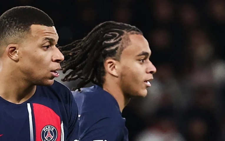 Mbappe chính thức nghỉ hết mùa