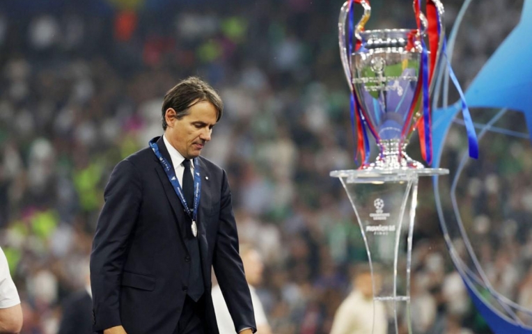 Simone Inzaghi rời Inter Milan sau trận thua đậm PSG